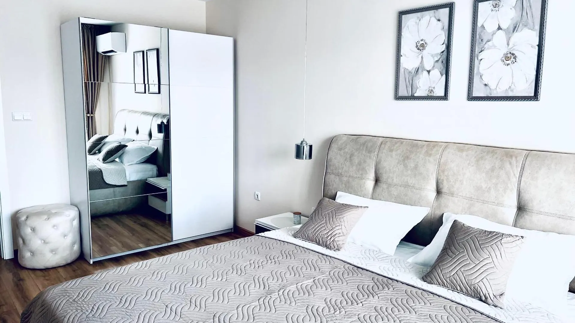 Luxury City Center Apartment With Free Parking Plovdiv